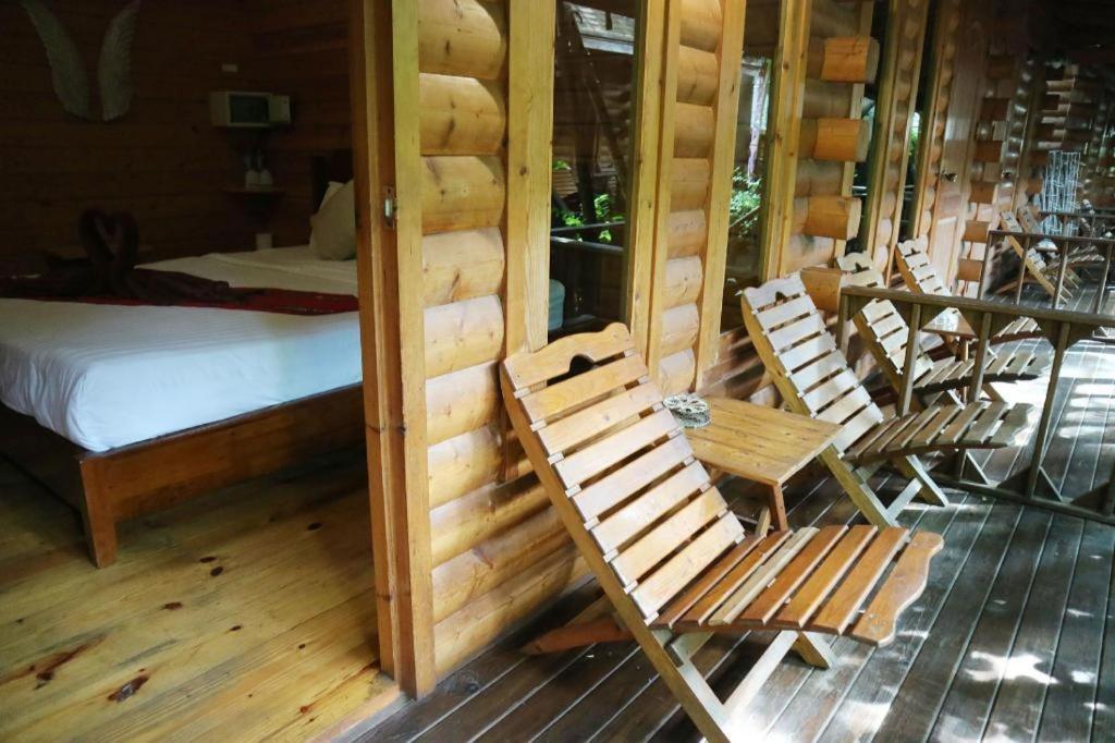 Loghome Boutique Chiang Mai Exterior photo